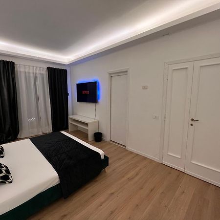 Luxury Suite Rialto ローマ エクステリア 写真